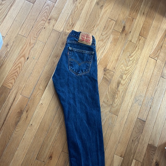 Dark wash LEVIS jeans 505s - Picture 4 of 4